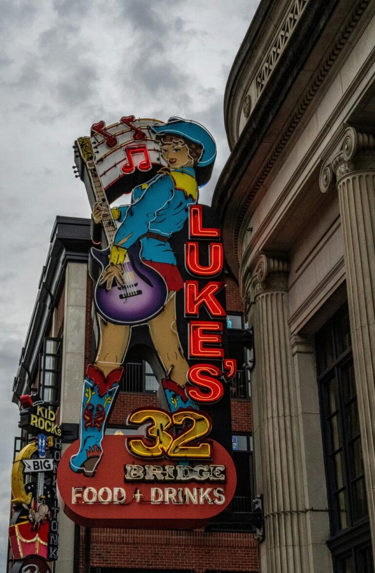 Top Things To Do on Broadway in Nashville, TN